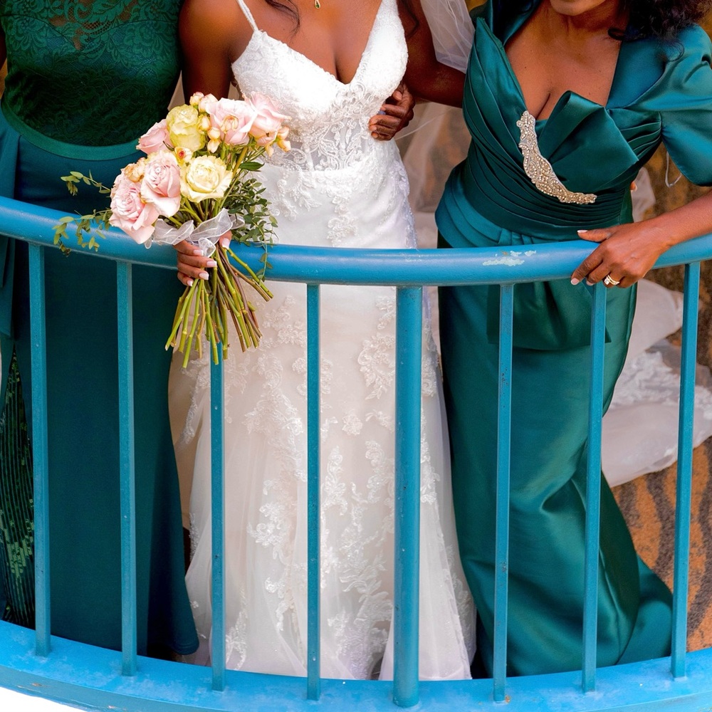 Mother of the bride/ groom formal dress .Cameron Blake Mon Cheri.